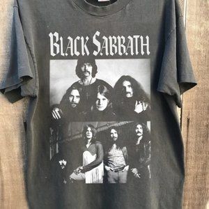 Black Sabbath Tshirt , Music World Tour , Black Sabbath Tour Shirt ,black Sabbat